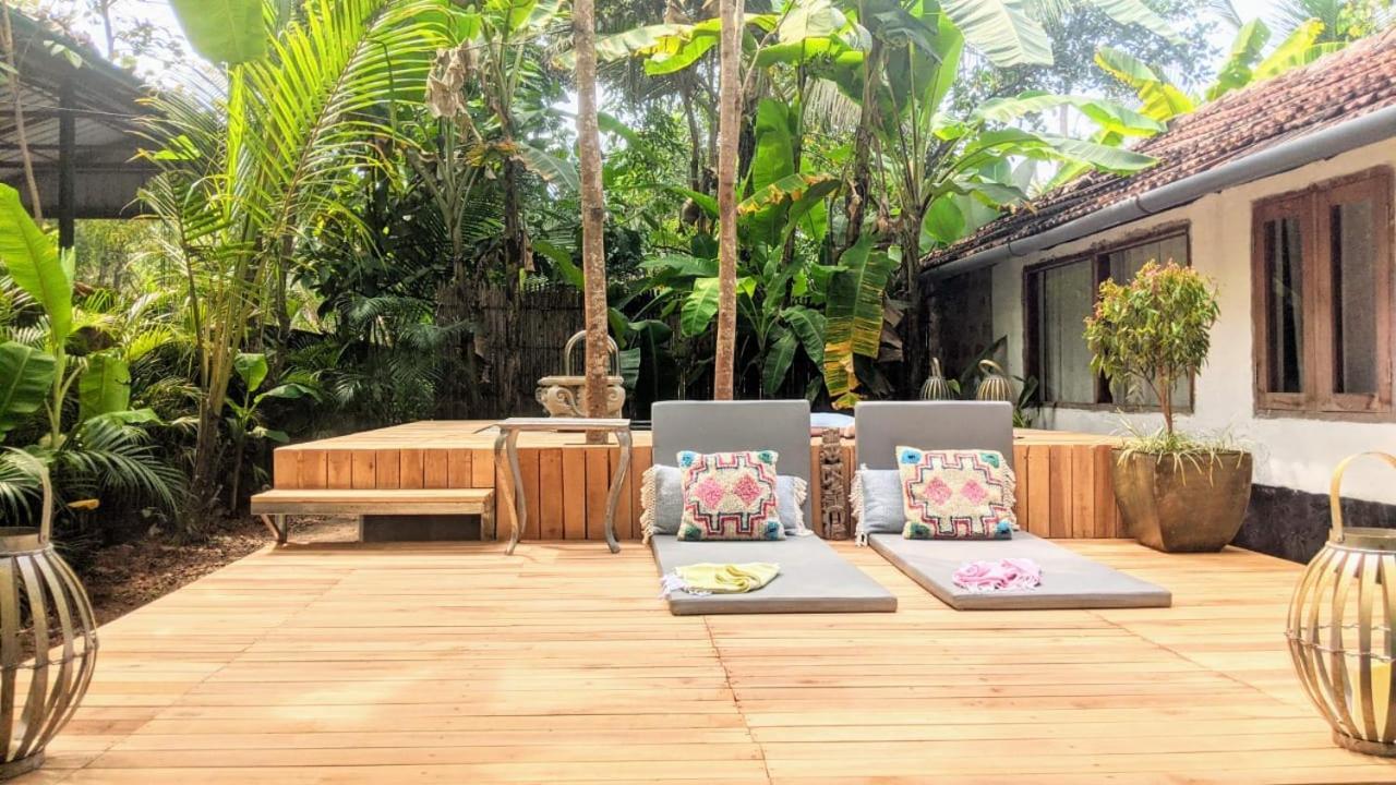 Bed and Breakfast Sunsets And Palm Trees Alappuzha Exterior foto