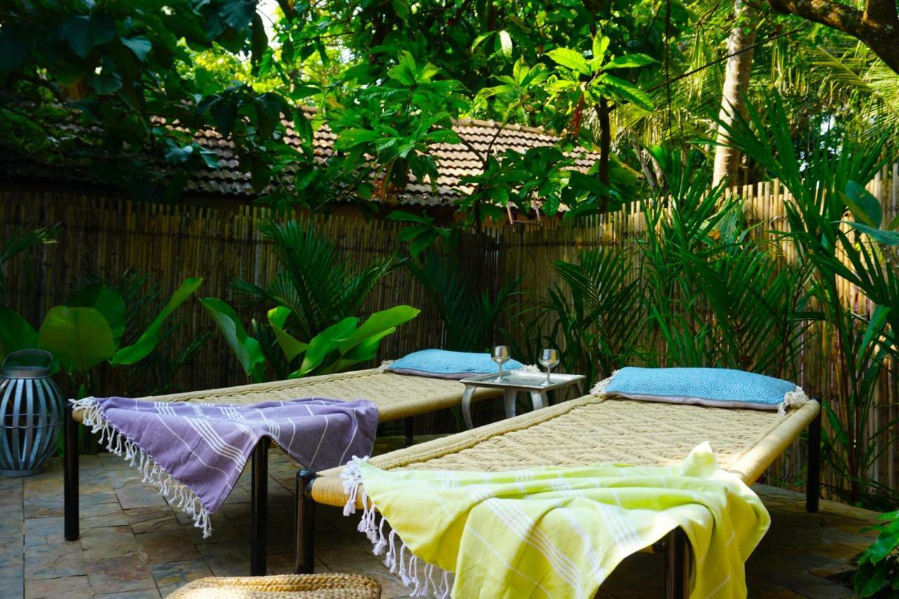 Bed and Breakfast Sunsets And Palm Trees Alappuzha Exterior foto