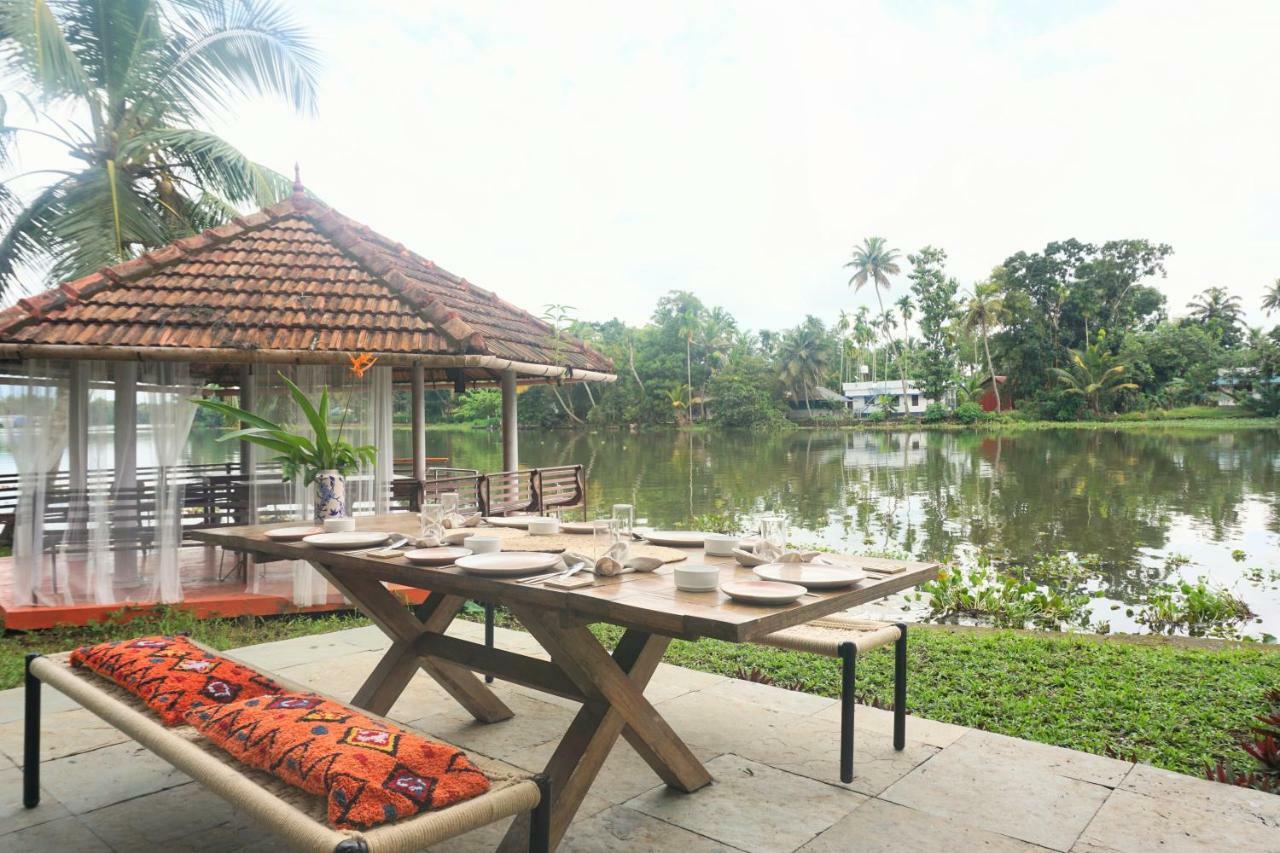Bed and Breakfast Sunsets And Palm Trees Alappuzha Exterior foto